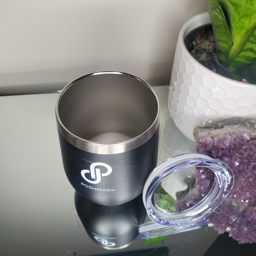 🎉HP 7/26/22🎉 Poshmark 12oz Wine Tumbler Hot/Cold Black w/White Lettering NWOT - Picture 4 of 5